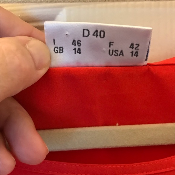 Glaser Red sleeveless top - Picture 3 of 3